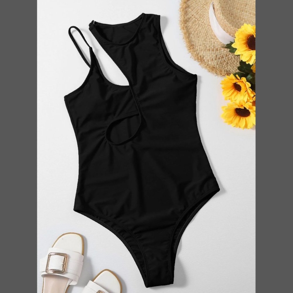 One Piece Swimsuit Black Monokini - Picture 5 of 7
